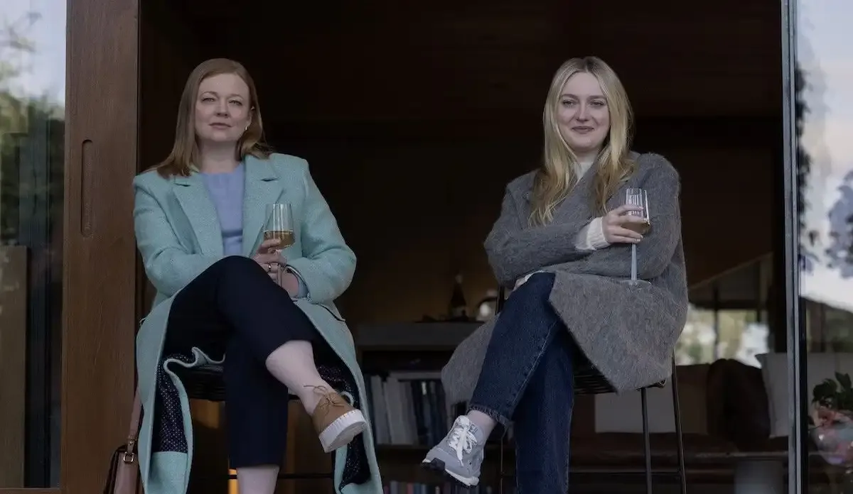 "É Tudo Culpa Dela?": O Que a Série All Her Fault Nos Diz Sobre a Sobrecarga Materna